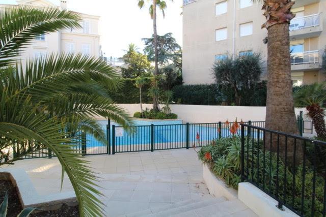 Cannes Passy By Scls Locations Luaran gambar